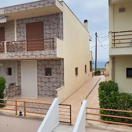 Varvakis Apartment Nea Fokea